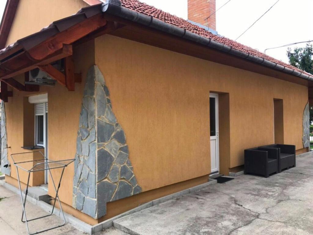 Jazmin Apartmanok Morahalom Exterior photo